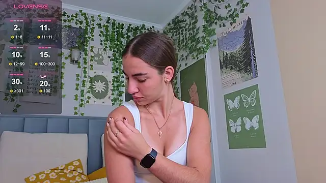 Snapshot of Ashley_Pierce chatting on 11-08-25, 04:12 Ashley Pierce online show from 11-08-25, 04:12