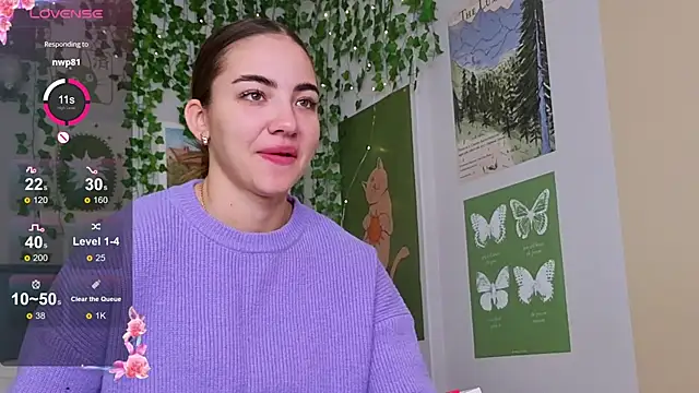 Snapshot of Ashley_Pierce chatting on 11-25-25, 04:12 Ashley Pierce online show from 11-25-25, 04:12