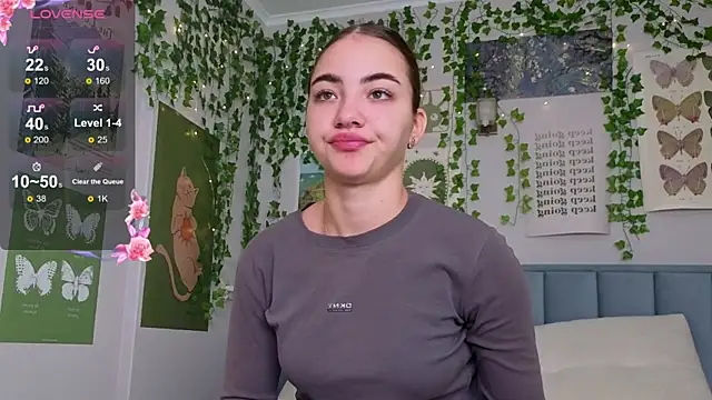 Snapshot of Ashley_Pierce chatting on 12-02-25, 04:07 Ashley Pierce online show from 12-02-25, 04:07