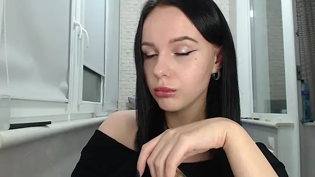 Blair Yates online show from 10-26-25, 09:10