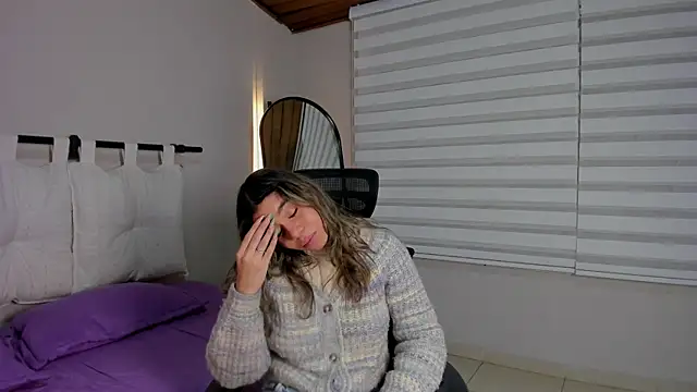 Rachell criss online show from 12-05-25, 03:48