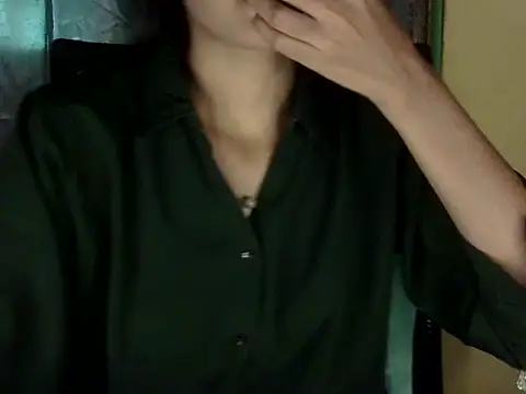 zara Khan0 online show from 11-18-25, 05:01