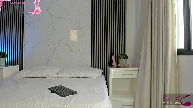 JackAndRosse  online show from 11-12-25, 01:55