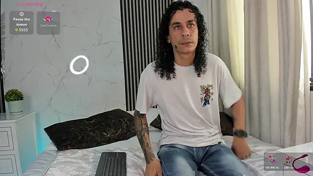 JackAndRosse  online show from 01-16-26, 01:37