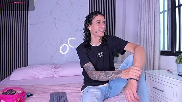 JackAndRosse  online show from 02-18-26, 01:29