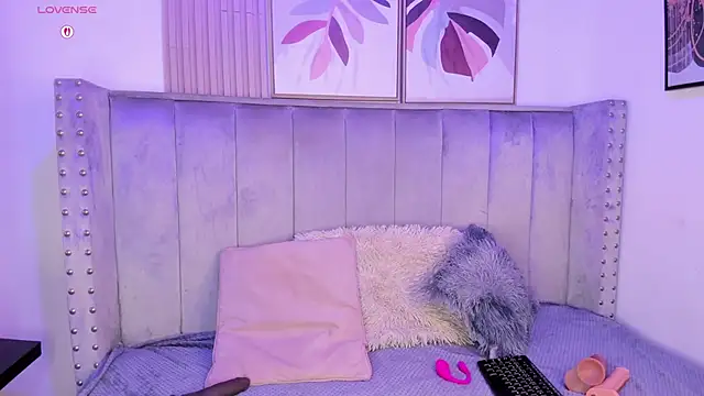 Seshat Hitt online show from 03-25-26, 03:45