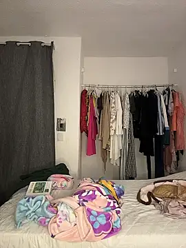 Nia Desire online show from 01-16-26, 05:33