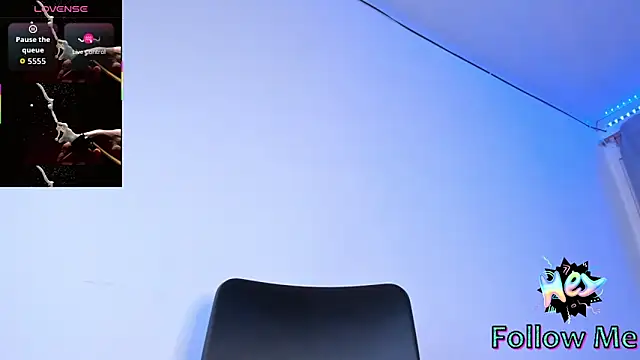 CLAIRE EMPIRE online show from 01-15-26, 07:13