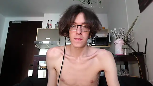 Snapshot of LovesomeCookie chatting on 09-21-25, 09:44 LovesomeCookie online show from 09-21-25, 09:44