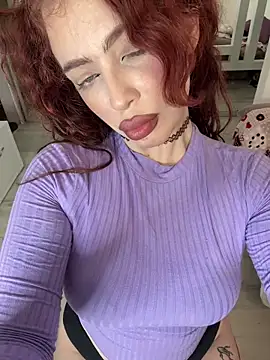 Snapshot of Hannah_xBaby chatting on 10-21-25, 10:27 Hannah xBaby online show from 10-21-25, 10:27