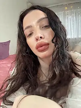 Hannah xBaby online show from 11-18-25, 11:36