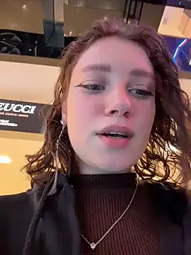 lucy-joy online show from 12-19-25, 10:33