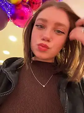 lucy-joy online show from 02-03-26, 12:21