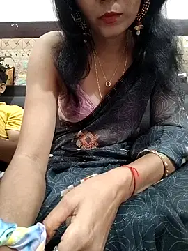 Snapshot of Yourhotsweetgirl chatting on 10-25-25, 05:37 Yourhotsweetgirl online show from 10-25-25, 05:37