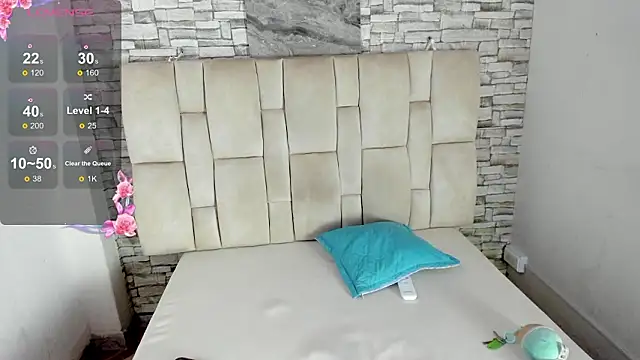 Snapshot of Celesste_doll chatting on 02-07-26, 01:26 Celesste doll online show from 02-07-26, 01:26