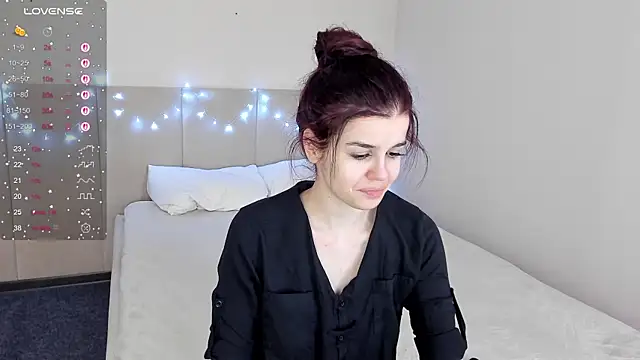 Snapshot of Infinity_Ti chatting on 01-19-26, 01:42 Infinity Ti online show from 01-19-26, 01:42