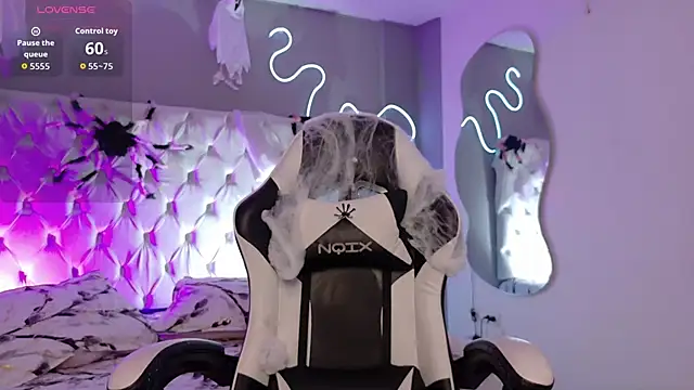 Megan  cole1 online show from 10-23-25, 04:12