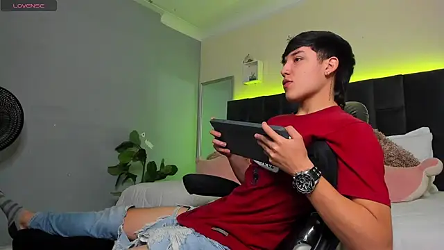 Ares di martin online show from 11-29-25, 01:36