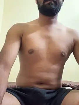 Snapshot of roseypopey chatting on 11-14-25, 01:04 roseypopey online show from 11-14-25, 01:04