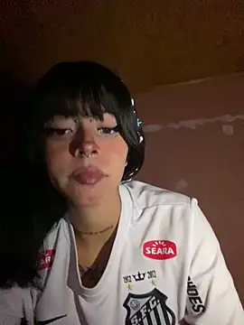 kiittyselenita online show from 12-21-25, 05:14