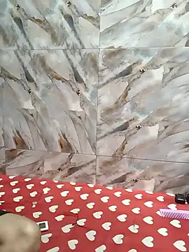 hornyzinia123 online show from 04-15-26, 02:07