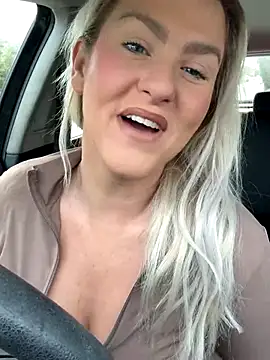 Charleigh xx online show from 10-04-25, 09:40