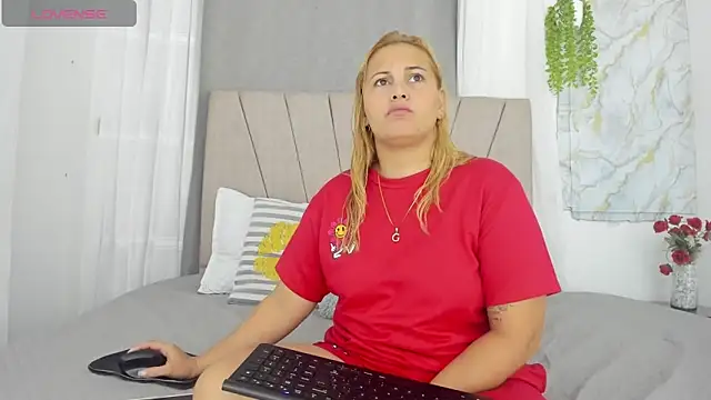 Lady miss    online show from 03-23-26, 12:53