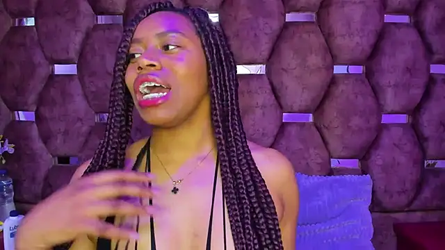 Thiana Taylor online show from 12-02-25, 07:42