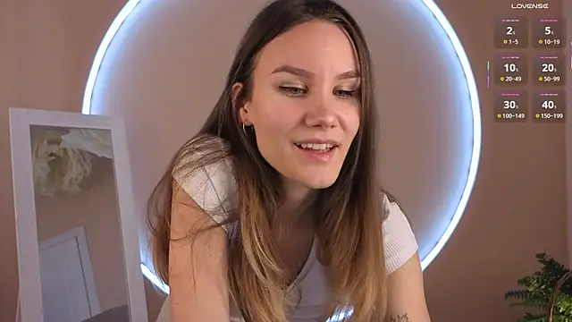 Snapshot of _Clare_Florence_ chatting on 09-24-25, 09:23  Clare Florence  online show from 09-24-25, 09:23