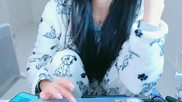 Snapshot of ramuchan_desu chatting on 01-16-26, 12:25 ramuchan desu online show from 01-16-26, 12:25