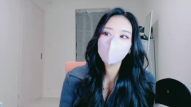 Snapshot of ramuchan_desu chatting on 02-15-26, 11:45 ramuchan desu online show from 02-15-26, 11:45