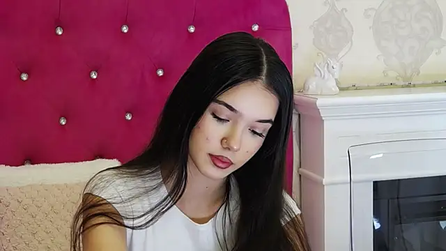 AlexisDevine online show from 11-02-25, 05:21