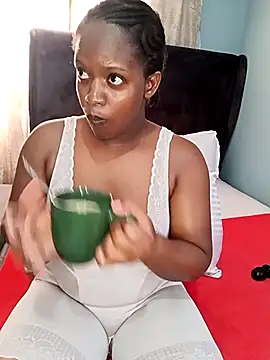 ALICIA X98 online show from 04-11-26, 08:18