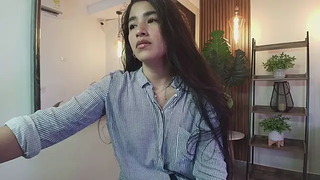 Lia Mar  online show from 09-30-25, 01:27