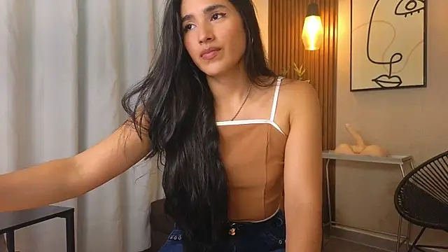 Lia Mar  online show from 10-15-25, 06:08