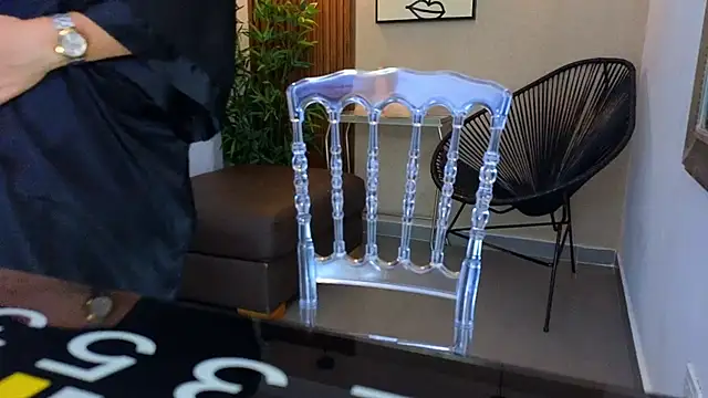 Lia Mar  online show from 10-21-25, 06:19