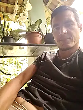 Snapshot of Boragozarvem chatting on 09-12-25, 02:17 Boragozarvem online show from 09-12-25, 02:17