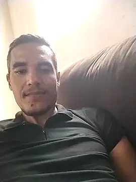 Snapshot of Boragozarvem chatting on 11-12-25, 04:18 Boragozarvem online show from 11-12-25, 04:18