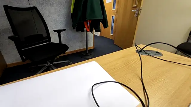 Oorse1966 online show from 11-06-25, 01:56