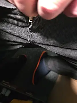 Oorse1966 online show from 11-21-25, 02:05