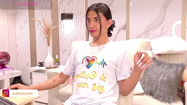 Snapshot of Sweet_Mafe chatting on 09-30-25, 09:09 Sweet Mafe online show from 09-30-25, 09:09