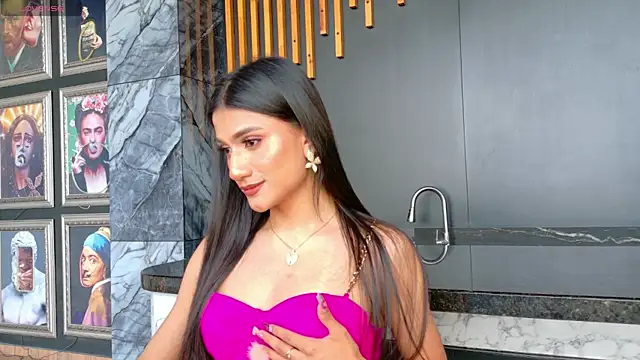 Snapshot of Sweet_Mafe chatting on 10-25-25, 07:41 Sweet Mafe online show from 10-25-25, 07:41