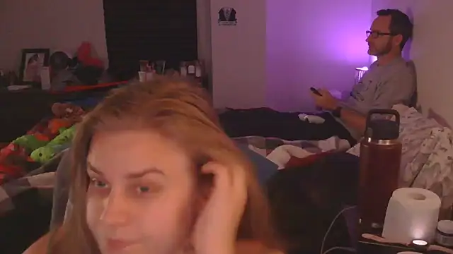 Sexyblonde12344 online show from 09-11-25, 02:11