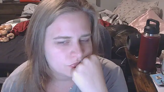 Sexyblonde12344 online show from 09-20-25, 04:19