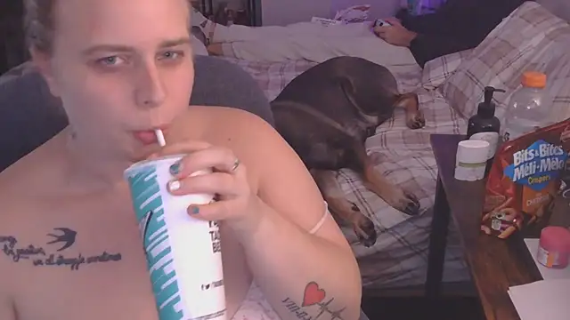 Sexyblonde12344 online show from 10-08-25, 11:24