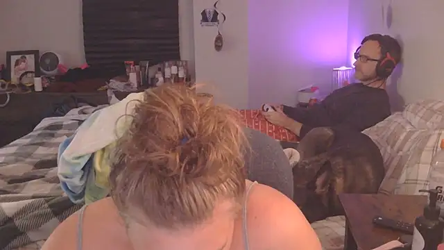 Sexyblonde12344 online show from 10-22-25, 12:11