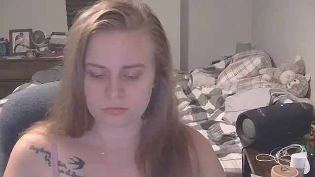 Sexyblonde12344 online show from 11-26-25, 05:36