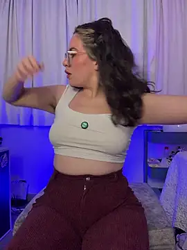 Snapshot of Katheerine chatting on 02-09-26, 12:58 Katheerine online show from 02-09-26, 12:58