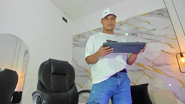 Ricky Owens1 online show from 10-12-25, 02:05