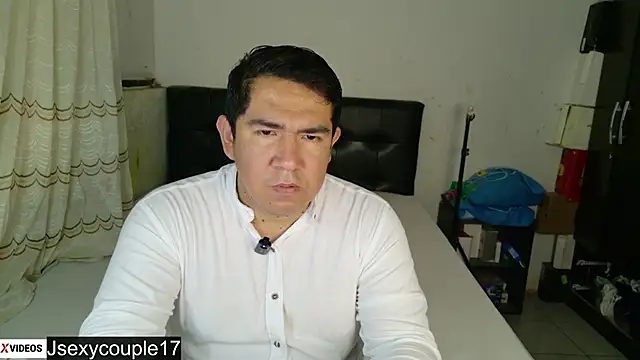 Snapshot of Jsanti17 chatting on 10-13-25, 10:10 Jsanti17 online show from 10-13-25, 10:10